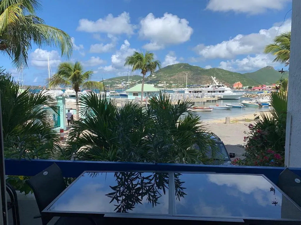 Apartment Appartement Neuf En Plein Coeur De Philipsburg Philipsburg